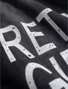 Design：OEM and ODM oeders are welcomed Logo：screen Printing as your requirements MOQ：100pcs per color per style Size：XS - XL Fabric： Cotton(100% cotton),Modal(95% polyester+5% spandex), Polyester(100% polyester), PIQUE(65% polyester+35% cotton), Lycra(90% cotton+10% spandex), Mercerized Cotton(65% cotton+35% polyester), Tencel cotton(65% cotton+35% tencel), Siro Cotton(65% polyester+35% cotton), AB Cotton(65% polyester+35% cotton), Combed Cotton(100% cotton), Long-staple Cotton(85% cotton+15% polyester),etc. Custom sports fabrics as you like Fabric Features：Breathable, durable, moisture wicking, quick dry, great stretch, comfortable, flexible, lightweight，malleability and skin affinity Sample time：7~10days Payment：Paypal ,T/T,Cash,Credit Card or your choice Delivery time：20~25days Start Port：Shenzhen or Guangzhou