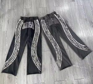 Wholesale Custom Print Camouflage Flared Sweatpants and Hoodie Sets Distressed Zip up Heavyweight Streetwear Camo Sweatsuit Men